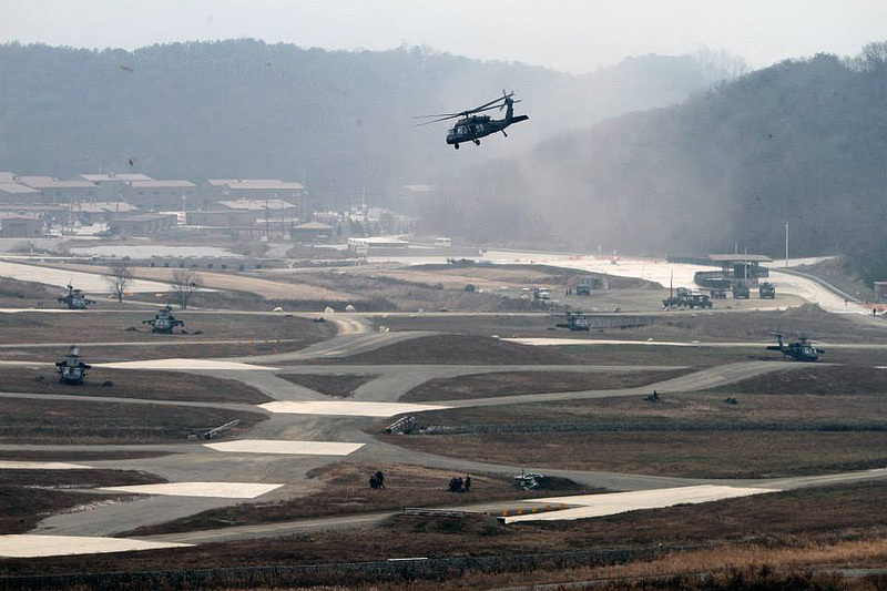 Illustration for article titled 75 Amazing Images Of U.S. Air Power In South Korea